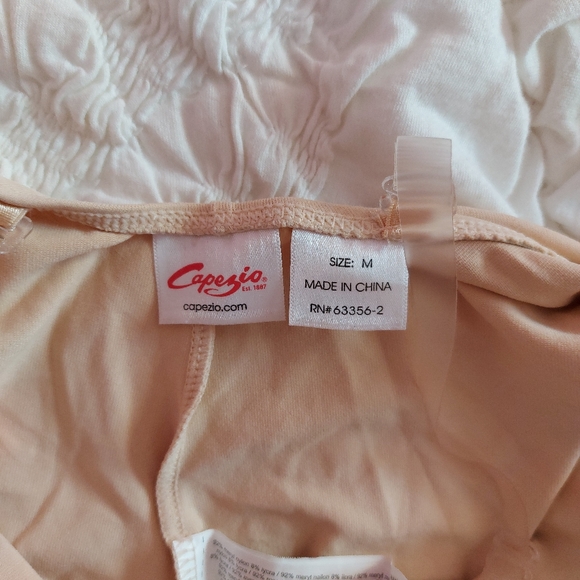 Capezio Seamless Camisole w/ Transitions Straps - Picture 4 of 11